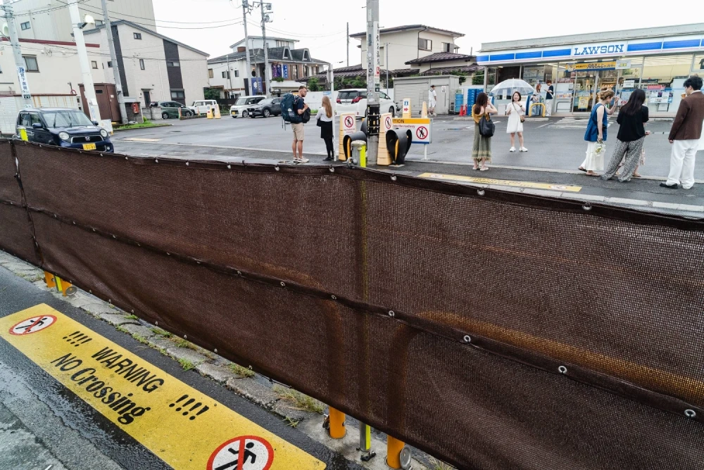 Fenomena Gunung Fuji Lawson: Simbol Masalah Pariwisata Jepang